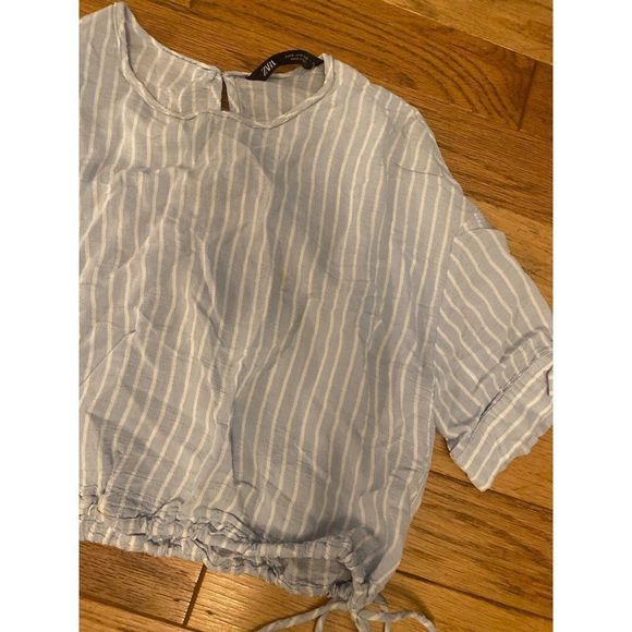 Zara, women's blue striped short sleeve cropped shirt with side ties size small - Picture 3 of 8